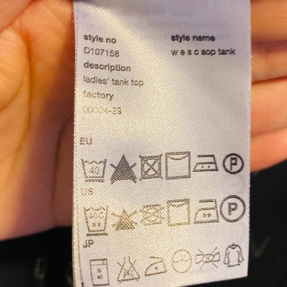 Wesc tank top - Picture 3 of 5